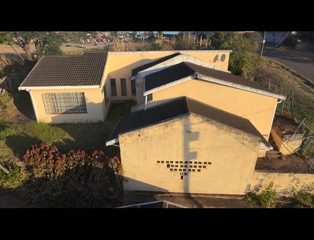 4 BEDROOM HOUSE FOR SALE IN UMLAZI H